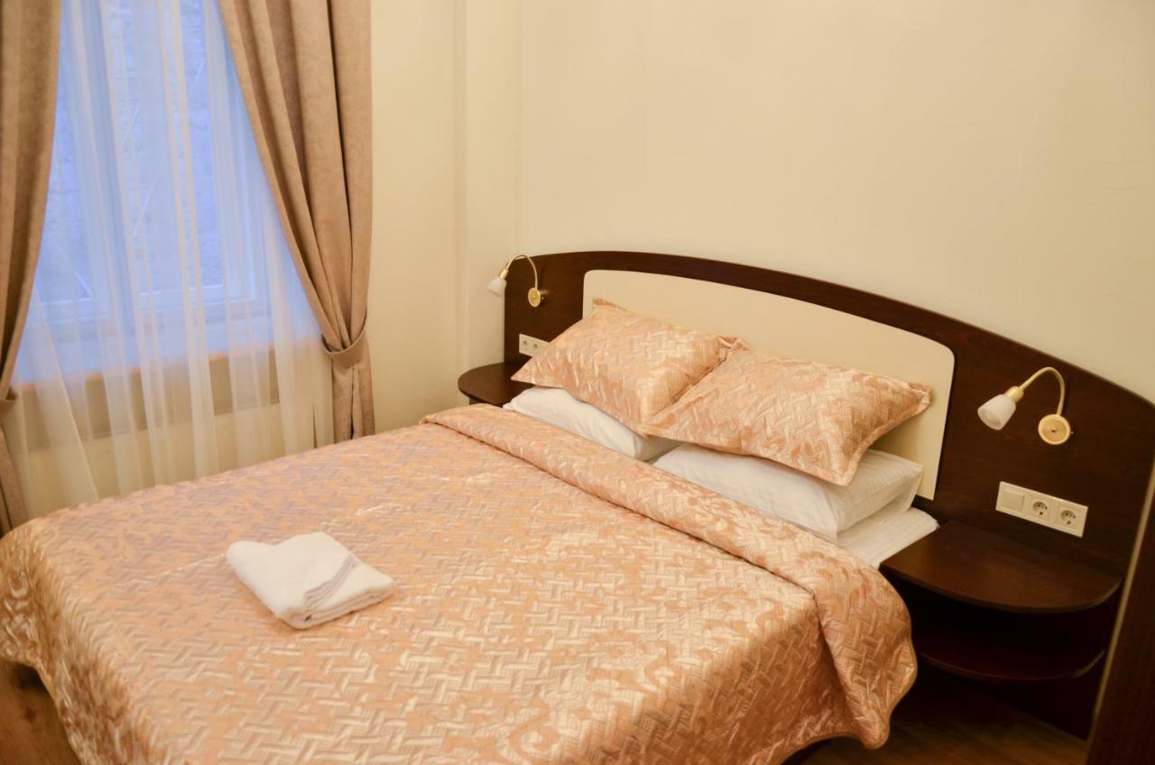 Apartment Nr. 8 Odessa Dış mekan fotoğraf