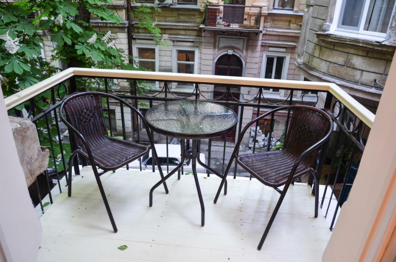 Apartment Nr. 8 Odessa Dış mekan fotoğraf